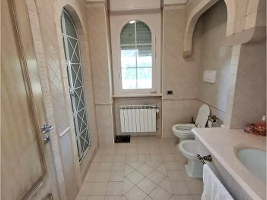 Immagine 44 di Villa in vendita  a Lanciano