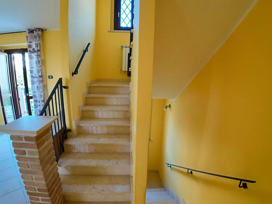 Immagine 29 di Villetta a schiera in vendita  in Via Provinciale della Rocca 44 a Santa Maria Imbaro