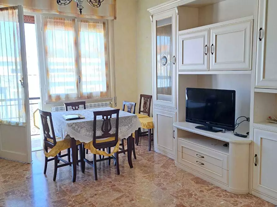 Immagine 5 di Casa bifamiliare in vendita  in Via Calvario 17 a San Vito Chietino