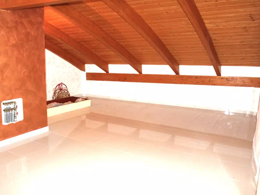 Immagine 13 di Pentalocale in vendita  in Via S. Rocco 282 a San Vito Chietino