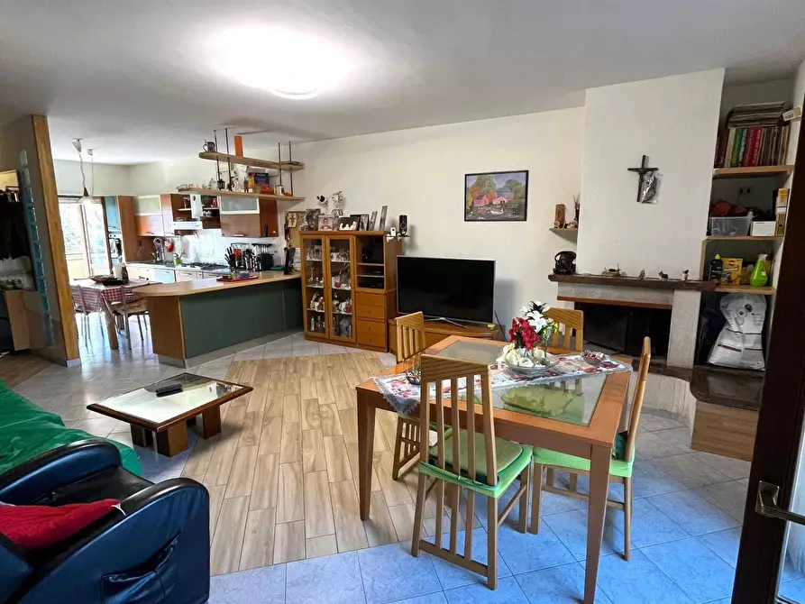 Immagine 14 di Pentalocale in vendita  in Via Giuseppe Spataro 7 a Lanciano