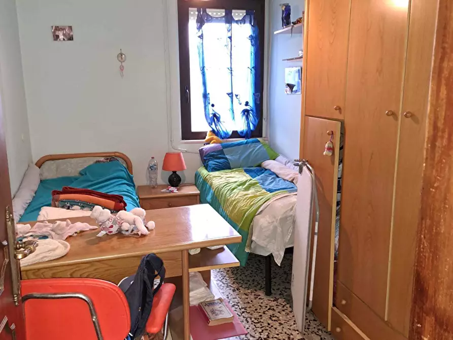 Immagine 15 di Pentalocale in vendita  in Via Nazionale per Lanciano a Santa Maria Imbaro