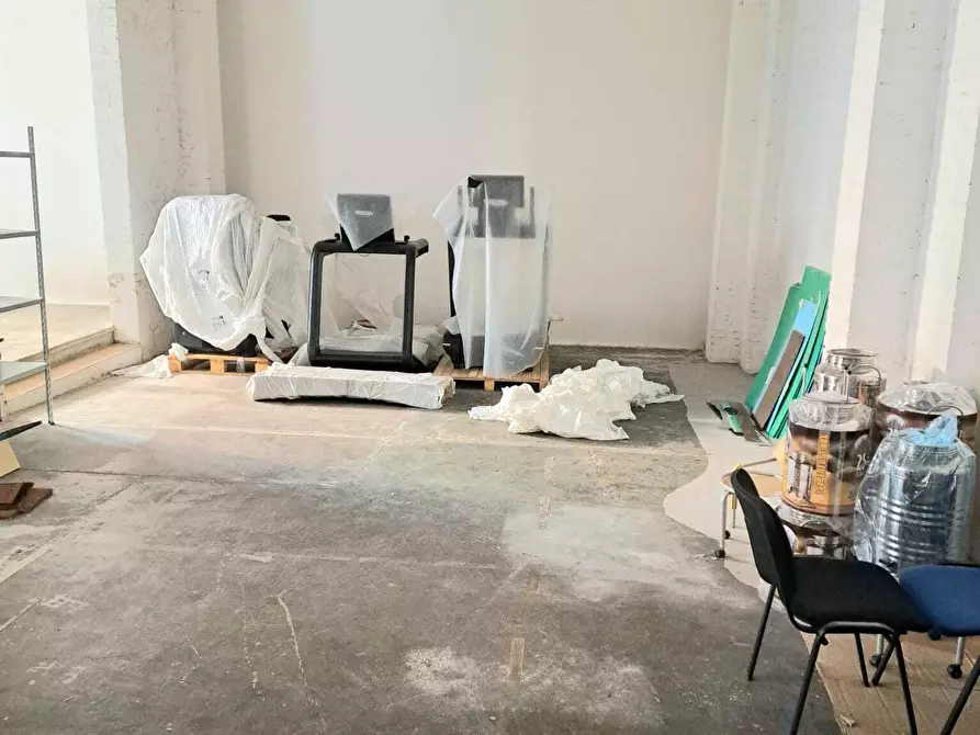Immagine 38 di Laboratorio in affitto  in Via del Pescara 5 a Lanciano