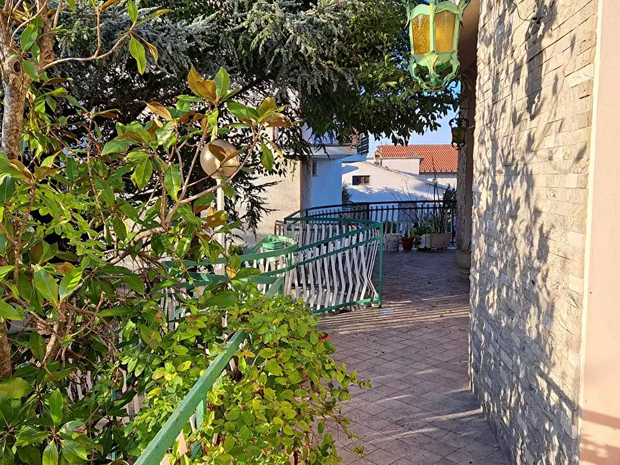 Immagine 4 di Villa in vendita  in Contrada Marcianese 11 a Lanciano