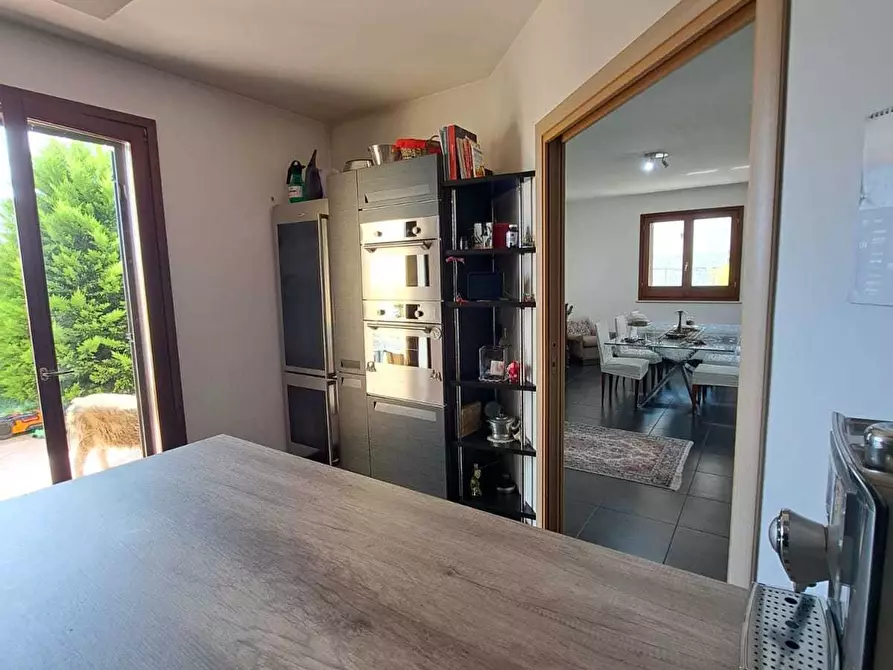 Immagine 35 di Villa in vendita  in villa andreoli a Lanciano