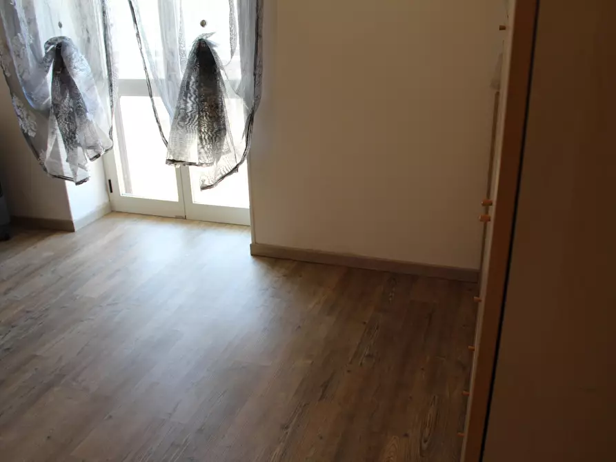 Immagine 13 di Pentalocale in vendita  in Via Borgata Pozzo 12 a Santa Maria Imbaro