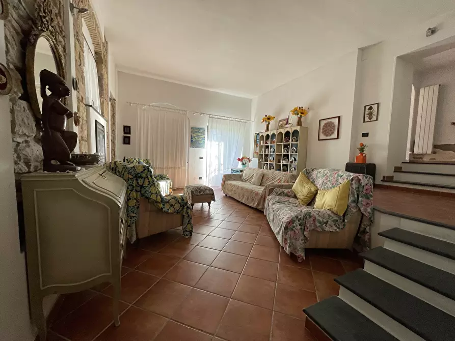 Immagine 18 di Villa in vendita  in via san giusto a Livorno