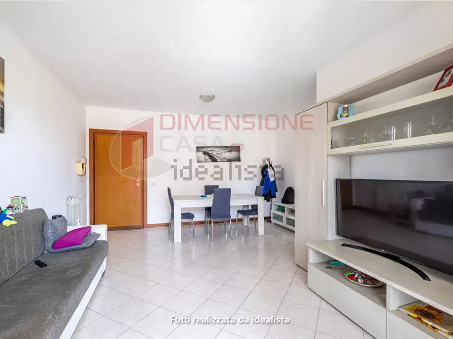 Immagine 7 di Trilocale in vendita  in Via Massa di San Giuliano a Roma