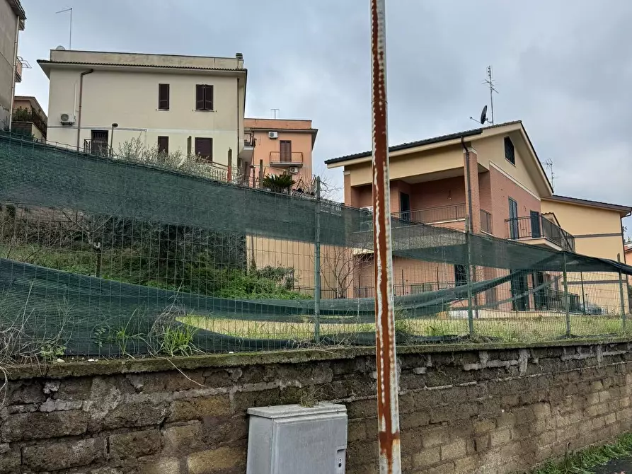 Immagine 4 di Terreno edificabile in vendita  in Via delle Cerquete a Roma