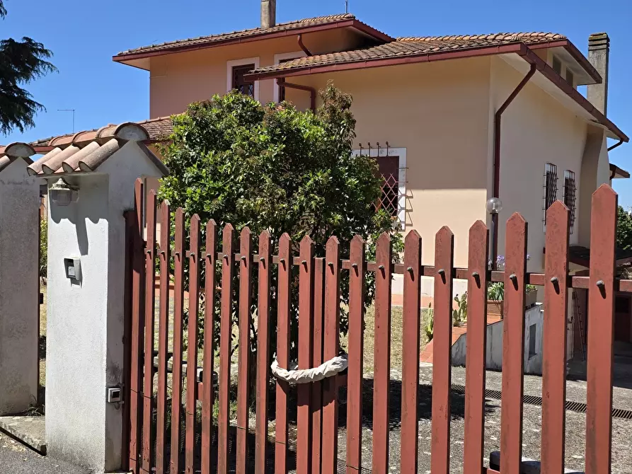 Immagine 58 di Villa in vendita  in Via Aldo Moro 11 a Castelnuovo Di Porto