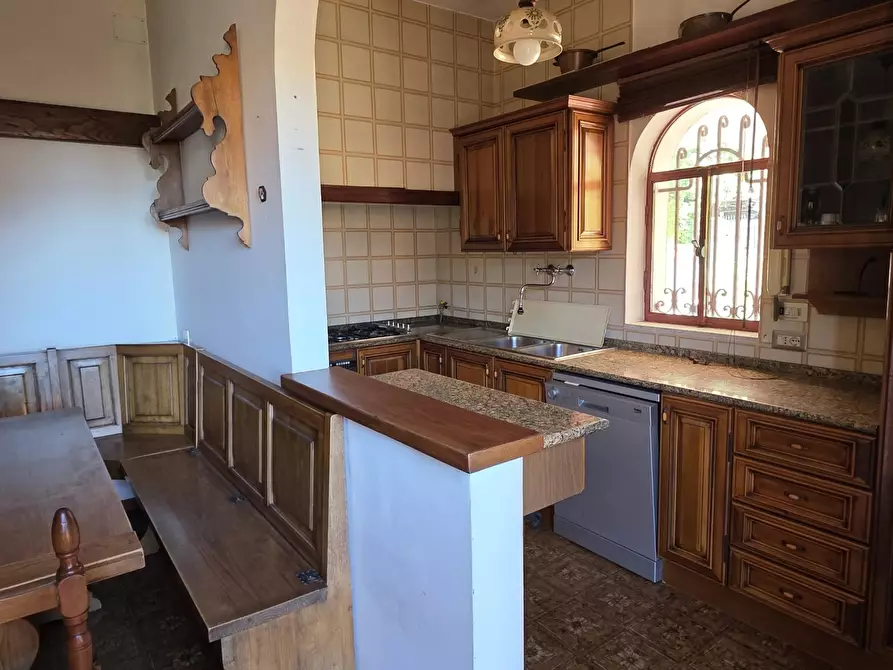 Immagine 14 di Villa in vendita  in Via Aldo Moro 11 a Castelnuovo Di Porto