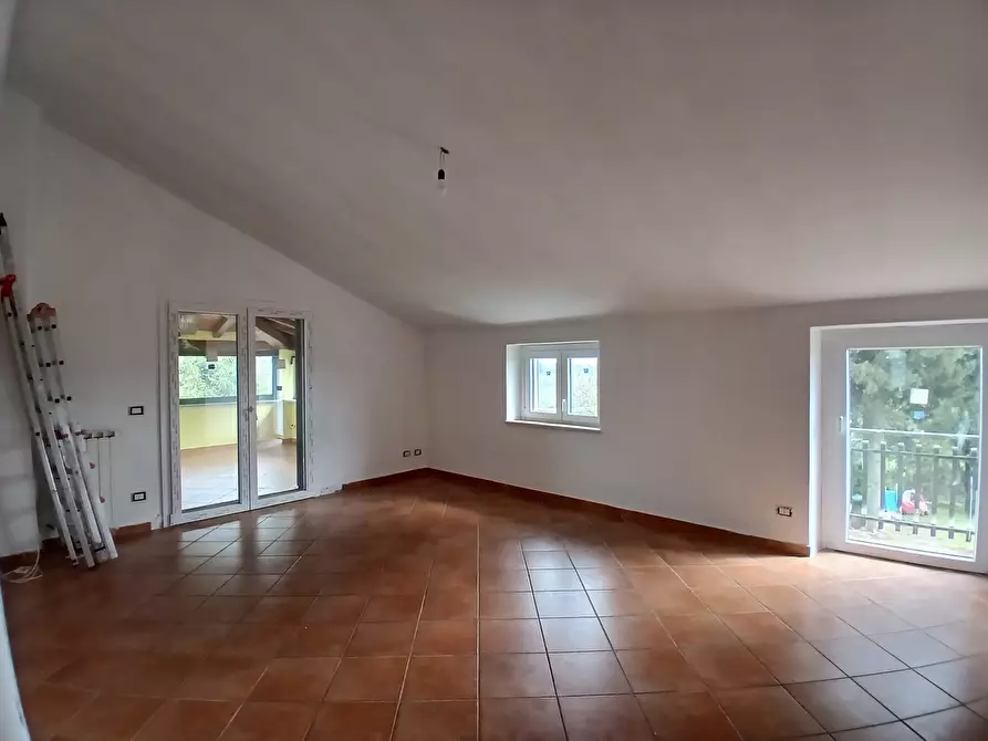 Immagine 122 di Rustico / casale in vendita  in Via Campagnanese 874 a Morlupo