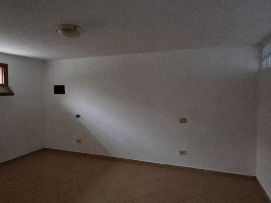 Immagine 9 di Casa bifamiliare in vendita  in Via Giovanni Pascoli 18 a Rignano Flaminio