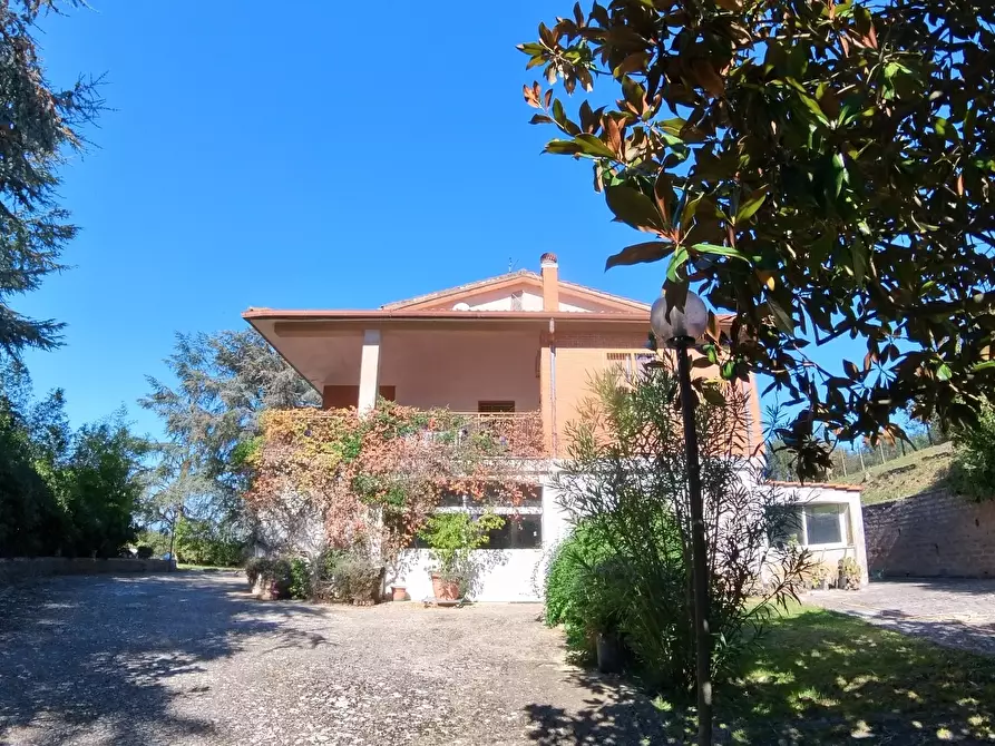 Immagine 1 di Villa in vendita  in Strada Comunale Campo Maggiore 10 a Rignano Flaminio