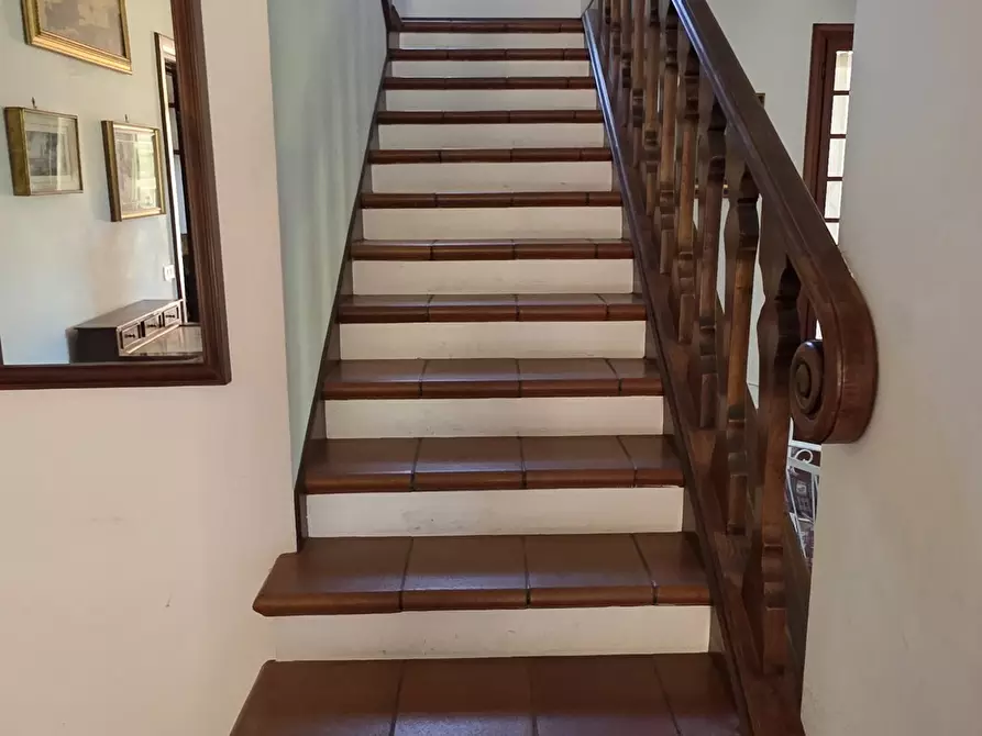 Immagine 18 di Villa in vendita  in Via Aldo Moro 11 a Castelnuovo Di Porto
