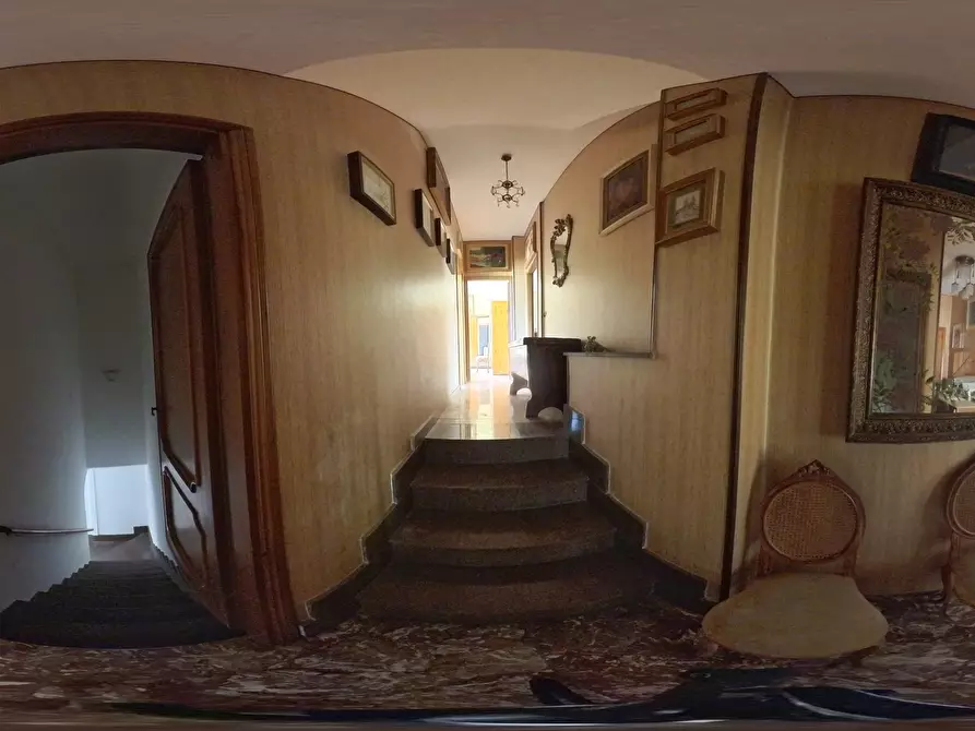 Immagine 11 di Palazzo in vendita  in Via Giovanni Pascoli 18 a Morlupo