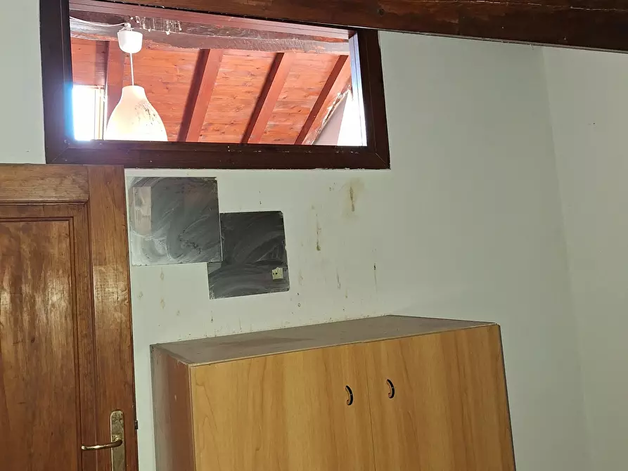 Immagine 12 di Bilocale in vendita  in Via Roma 16 a Faleria