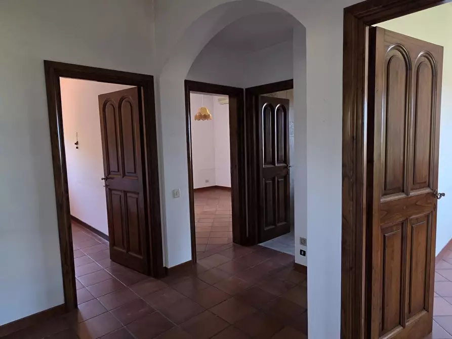 Immagine 32 di Villa in vendita  in Via Aldo Moro 11 a Castelnuovo Di Porto