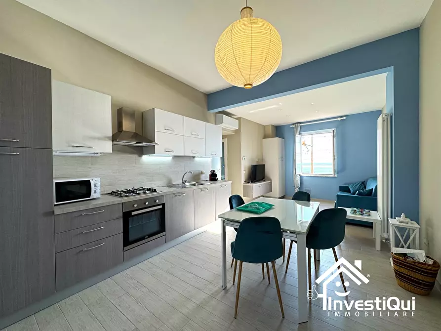 Immagine 10 di Bilocale in vendita  in Via XXV Aprile 189 a Pietra Ligure