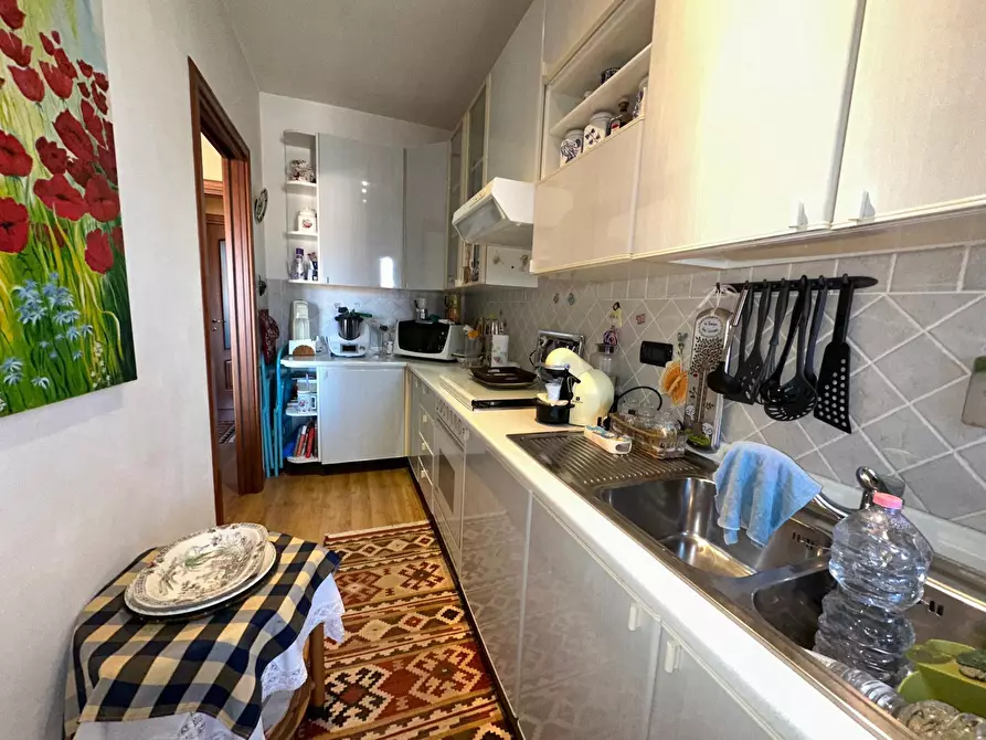 Immagine 9 di Trilocale in vendita  a Nole