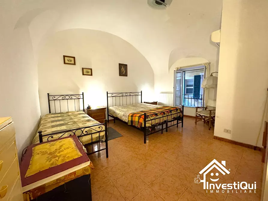 Immagine 13 di Bilocale in vendita  in Via Giobatta Chiappe 34 a Pietra Ligure