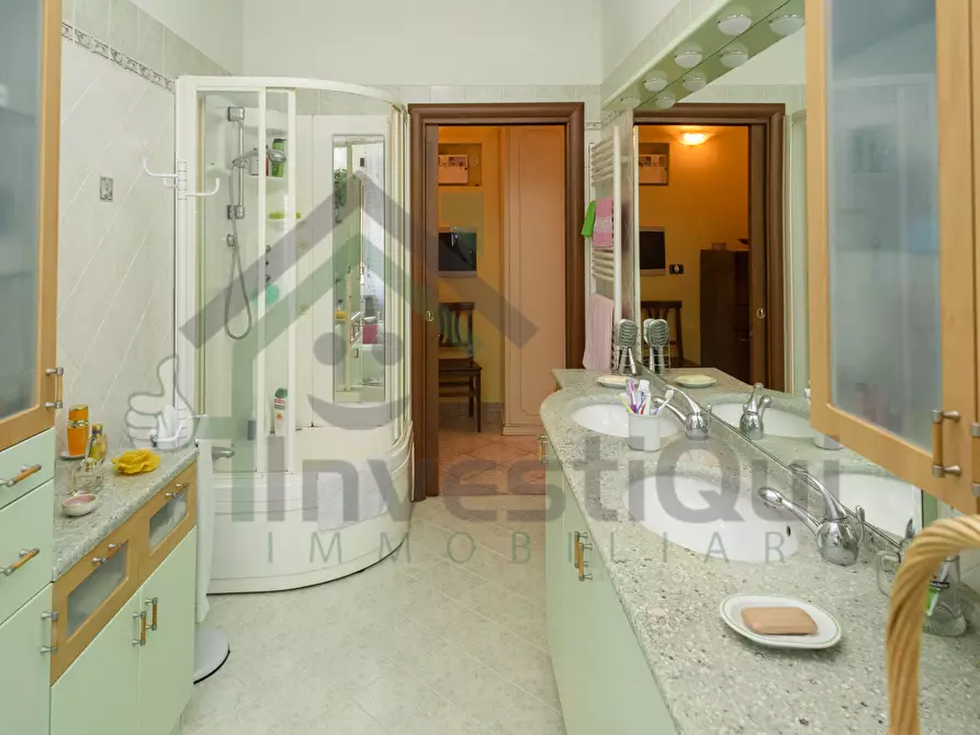 Immagine 29 di Casa bifamiliare in vendita  in Via Lombardore 243 a Ciriè