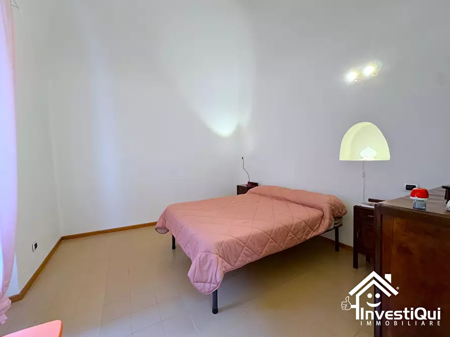 Immagine 12 di Pentalocale in vendita  in Piazza Umberto 1 a Tovo San Giacomo