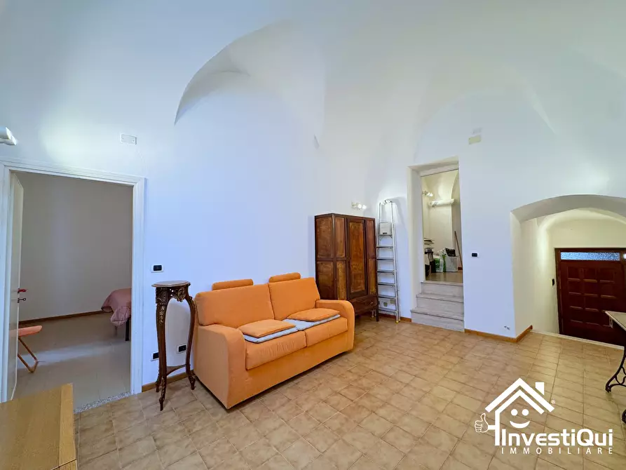 Immagine 10 di Pentalocale in vendita  in Piazza Umberto 1 a Tovo San Giacomo