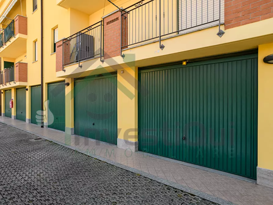 Immagine 25 di Trilocale in vendita  in Via Gerardi Bianca 4 a Ciriè