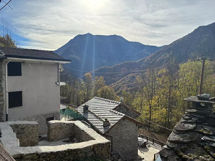 Immagine 6 di Terratetto in vendita  in FRAZIONE LE COSTE 11 a Lemie