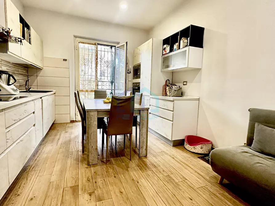 Immagine 3 di Quadrilocale in vendita  in Via Filippo Turati 11 a Savona