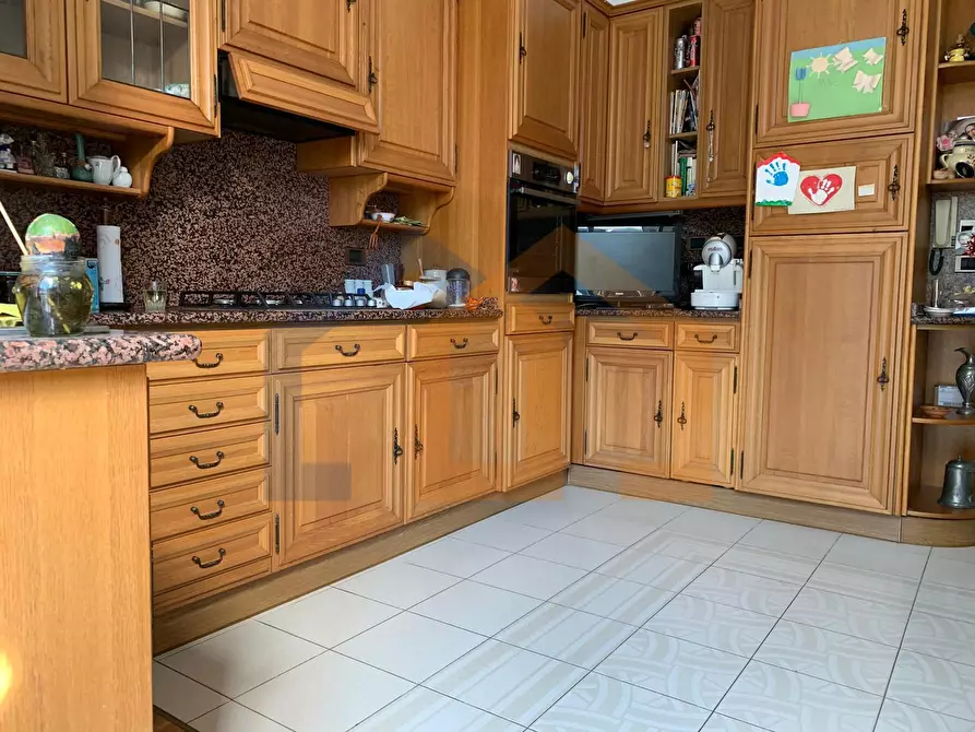 Immagine 16 di Appartamento in vendita  in Via Giovanni Amendola a Savona