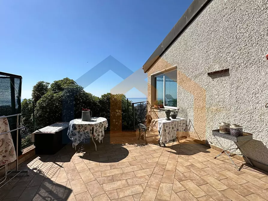 Immagine 5 di Villa in vendita  in Via Poggio dell'Orizzonte 65 a Albissola Marina