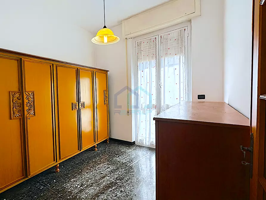 Immagine 12 di Pentalocale in vendita  in Via Filippo Corridoni 11 a Savona