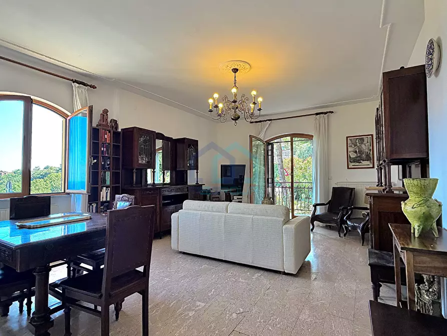 Immagine 3 di Villa in vendita  in Via Millelire 14 a Bergeggi