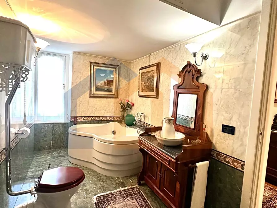 Immagine 46 di Appartamento in vendita  in Via Famagosta 1 a Savona