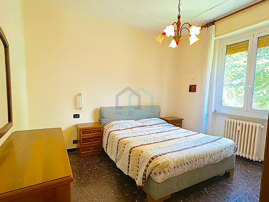 Immagine 9 di Pentalocale in vendita  in Via Filippo Corridoni 11 a Savona