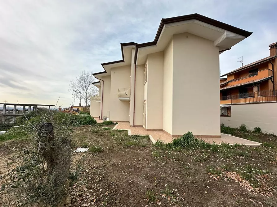 Immagine 35 di Casa bifamiliare in vendita  in Via Giacomo Leopardi a Fonte Nuova