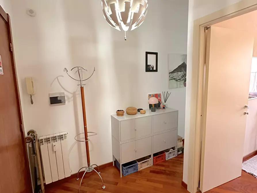 Immagine 12 di Bilocale in vendita  in Via G. Descalzi 7 a Chiavari