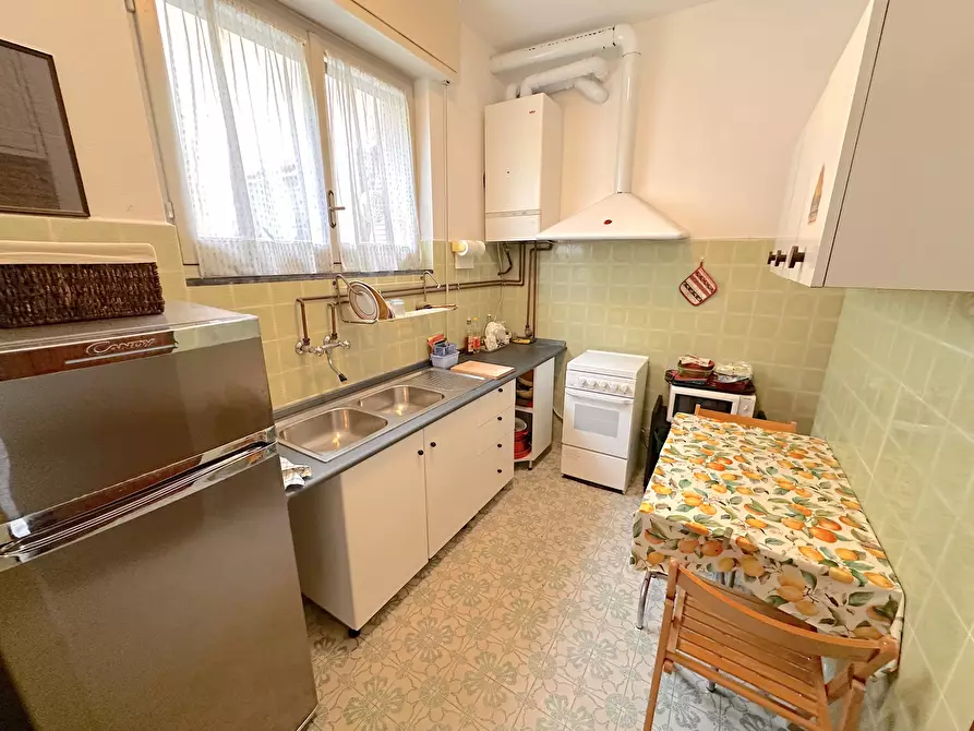 Immagine 10 di Trilocale in affitto  a Chiavari