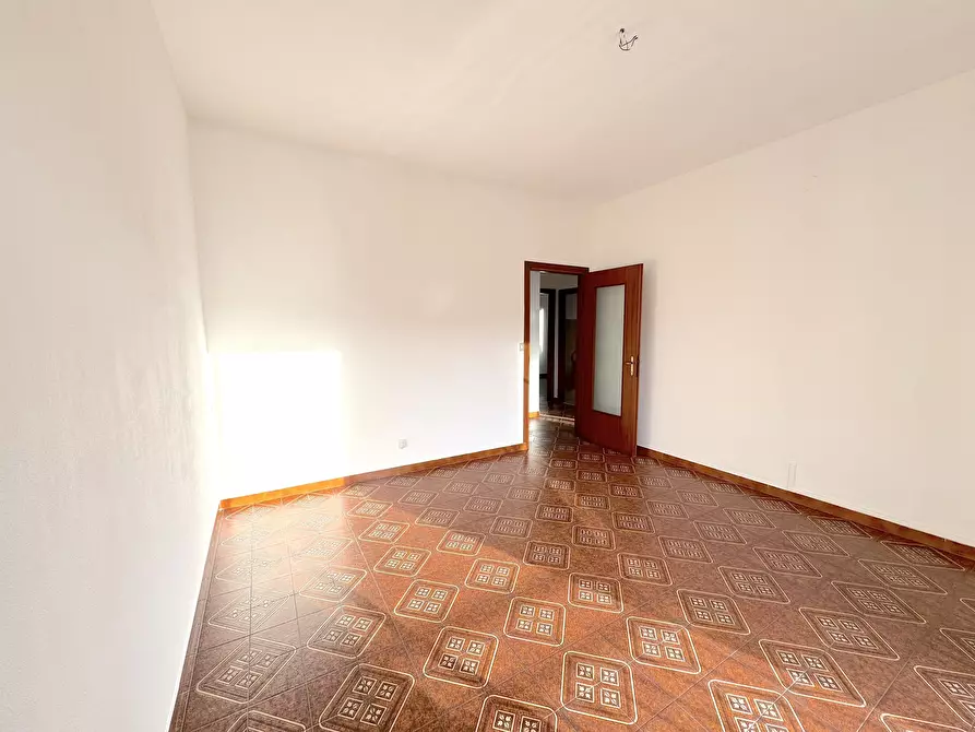 Immagine 11 di Trilocale in affitto  a Leivi