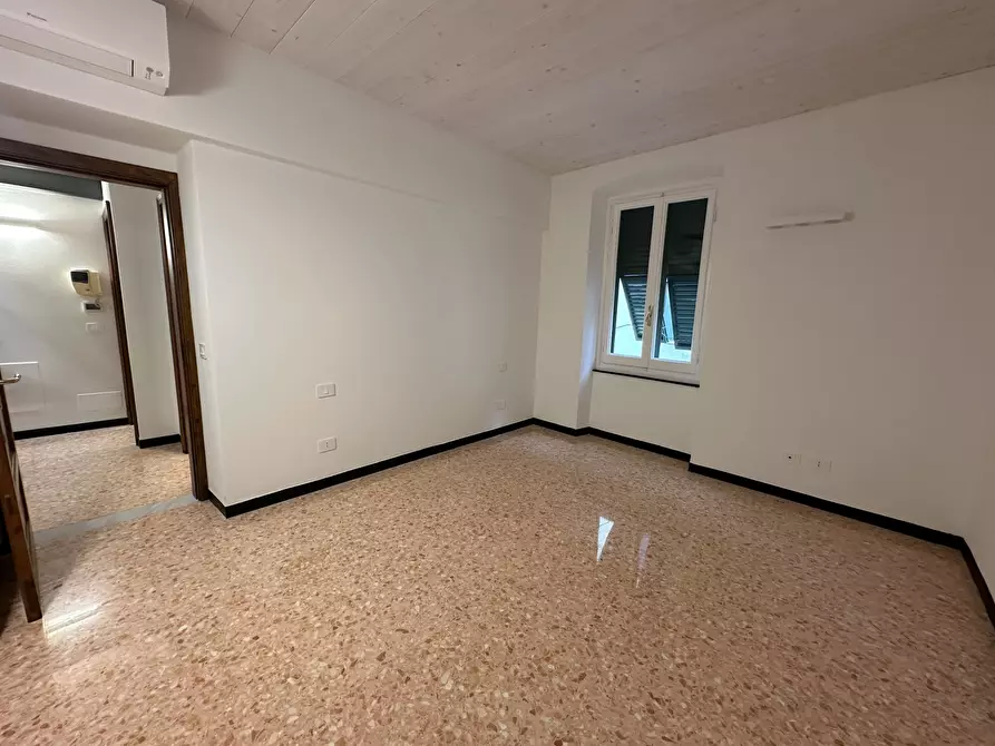Immagine 5 di Ufficio in affitto  a Chiavari