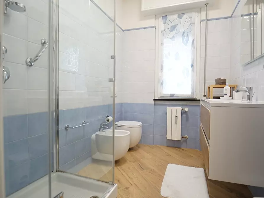 Immagine 17 di Trilocale in affitto  a Chiavari