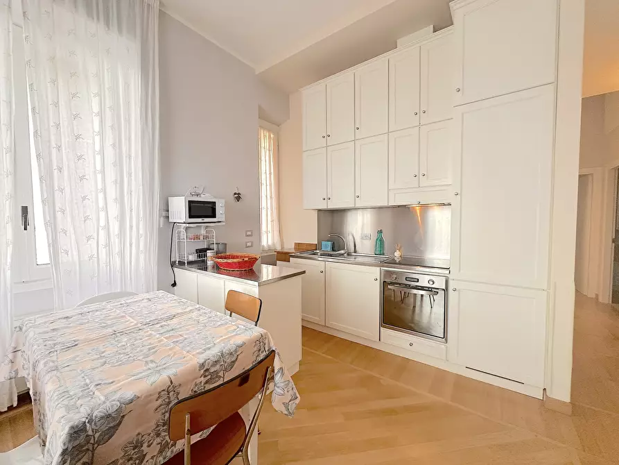 Immagine 7 di Trilocale in affitto  in Piazza Madonna dell'Orto a Chiavari