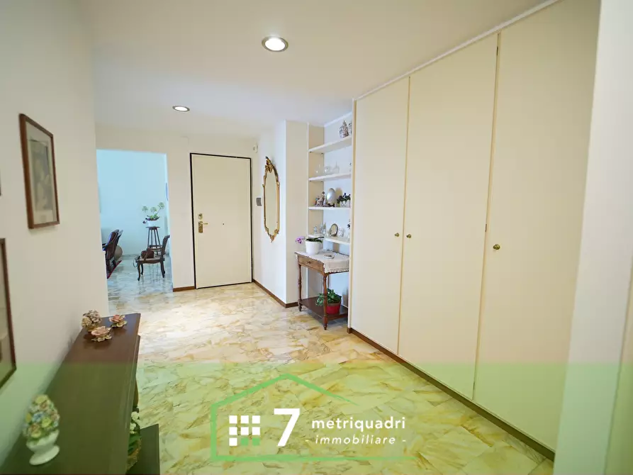 Immagine 20 di Pentalocale in affitto  a Chiavari