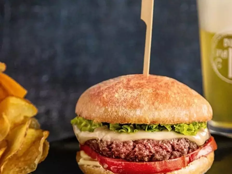 Immagine 1 di Bar / Ristorante in vendita  in Via di Soffiano a Firenze