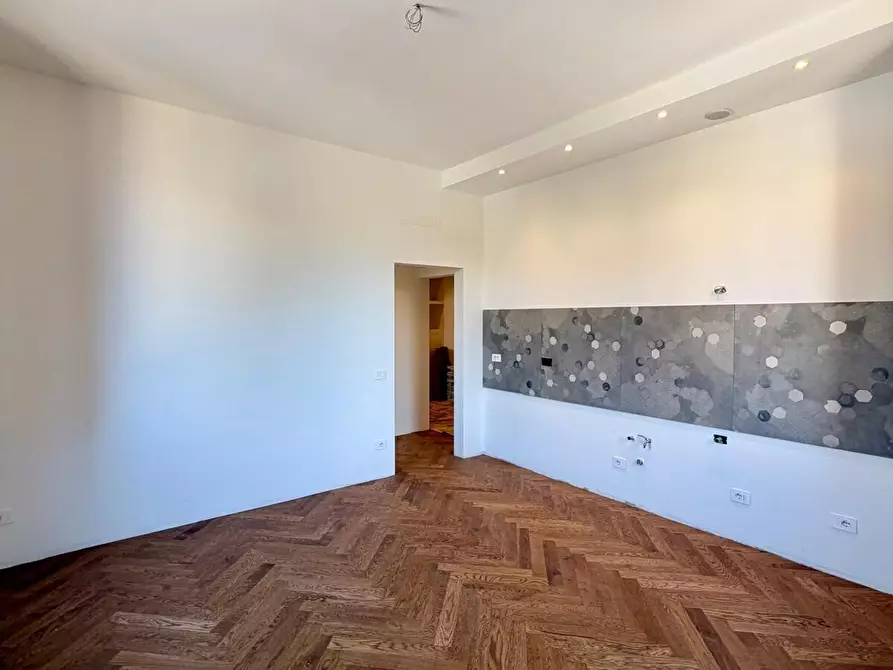 Immagine 13 di Trilocale in vendita  in Via Caponsacchi a Firenze
