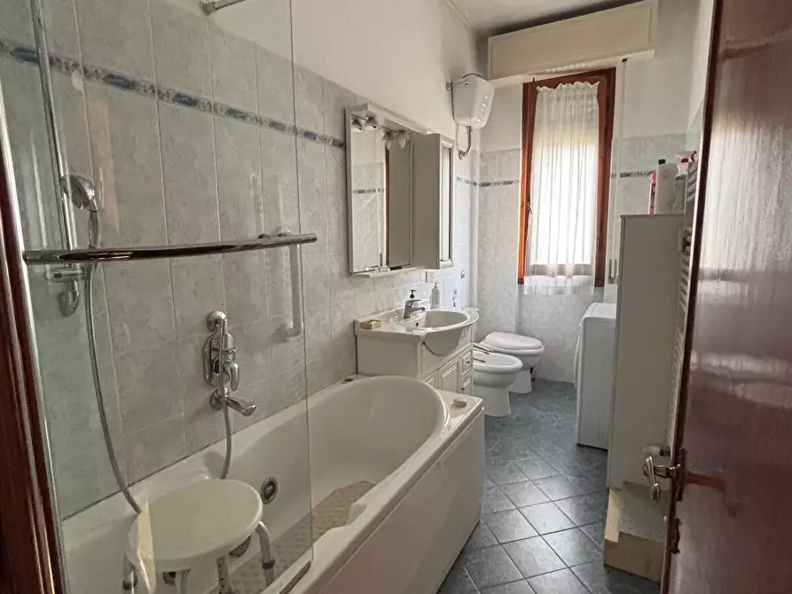 Immagine 8 di Quadrilocale in vendita  in Via San Giusto a Scandicci