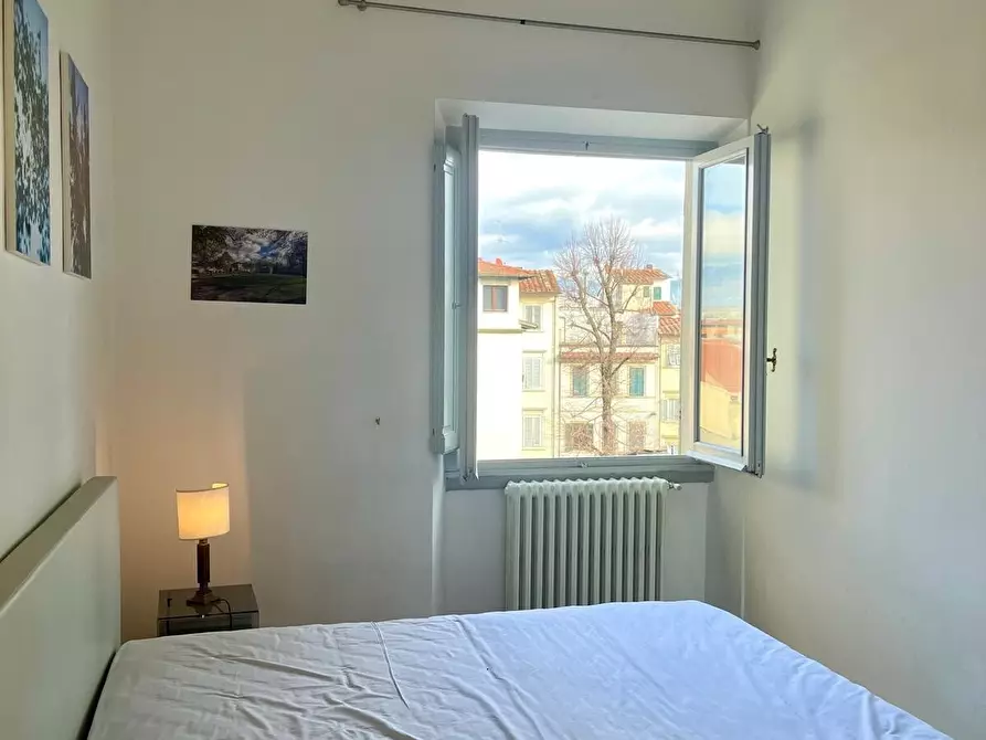 Immagine 14 di Quadrilocale in affitto  in Lungarno Vespucci a Firenze