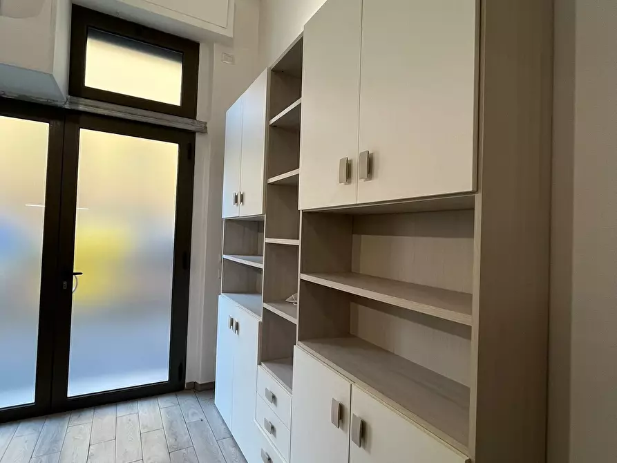 Immagine 2 di Laboratorio in affitto  in Via Baracca a Firenze